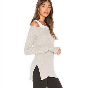Splits59 Thumb Hole Top (Heather Grey)